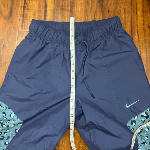 Nike Vintage Track Pants Leopard Size Large - Picture 7 of 8